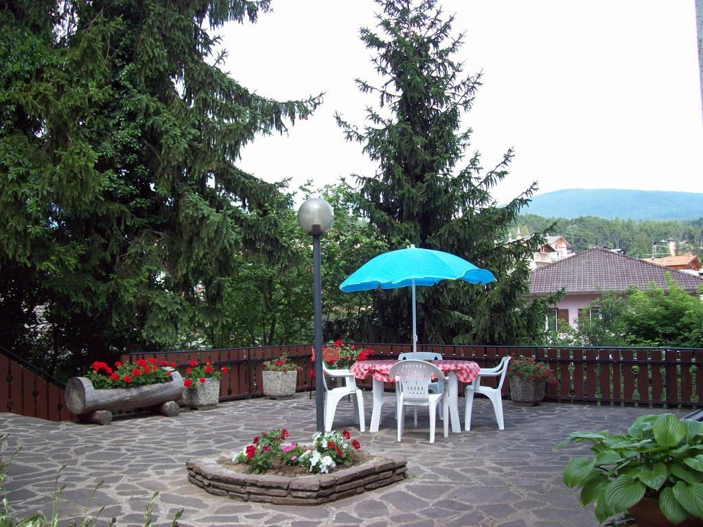 Agritur Rizzi Di Inama Ugo Villa Coredo Rum bild