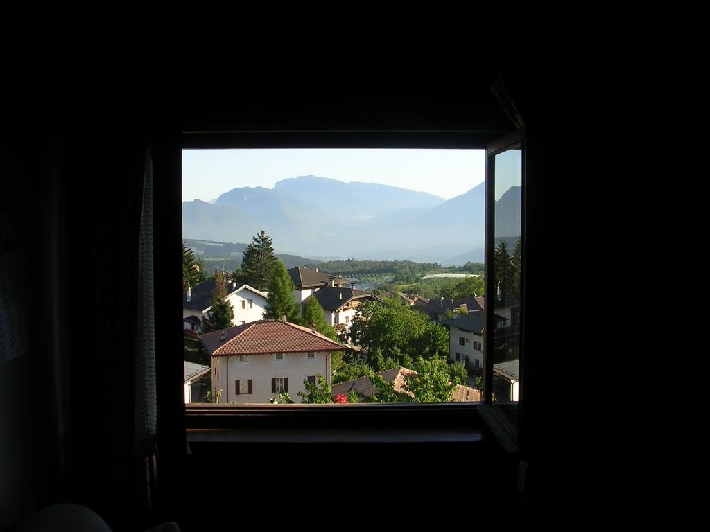 Agritur Rizzi Di Inama Ugo Villa Coredo Exteriör bild